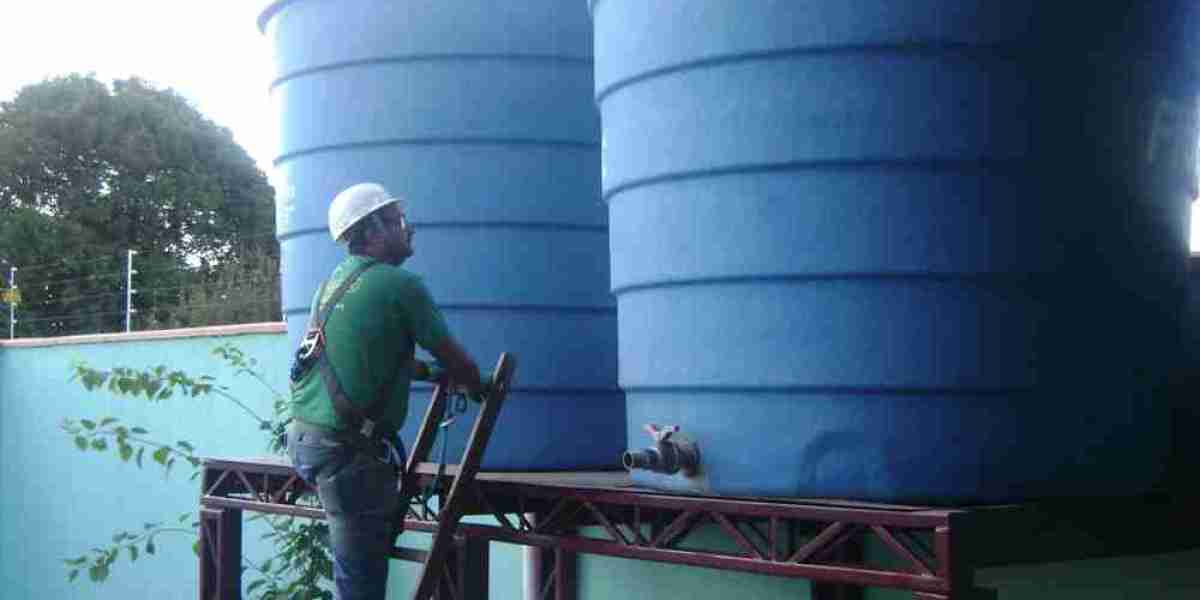 Tipos de depósitos de agua metálicos Silos Spain