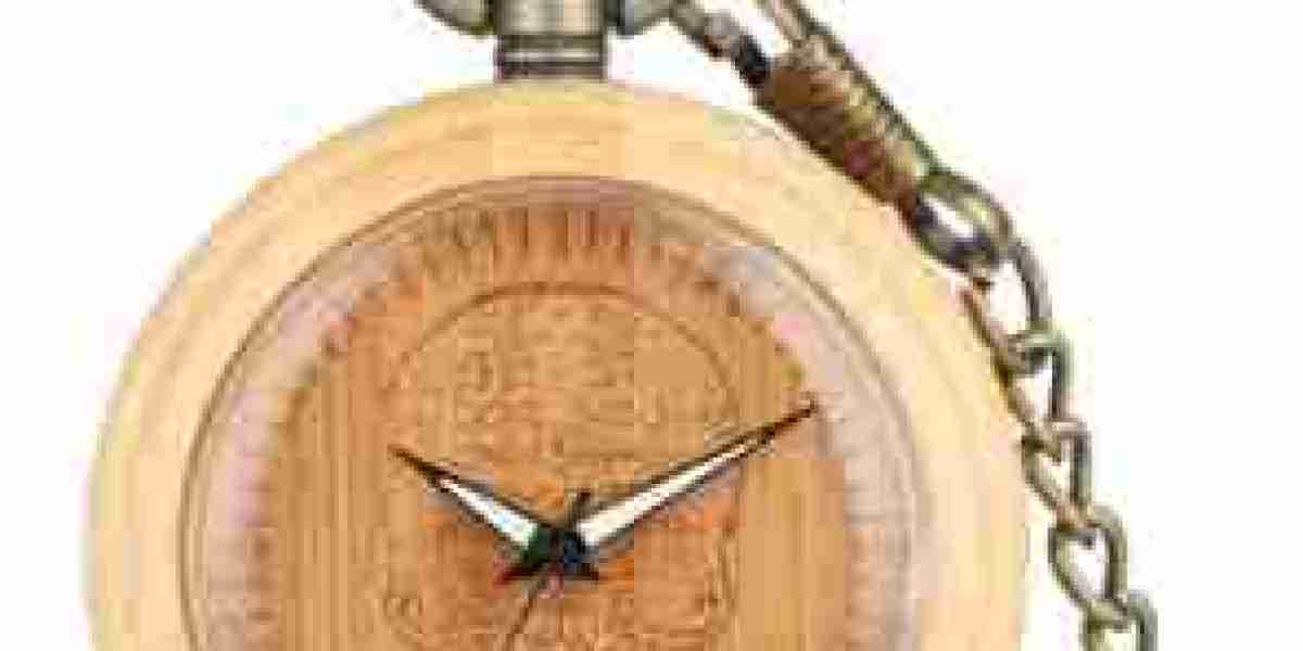 Unique Wooden Pocket Watch with Mexican Skull Design – Timeless Craftsmanship