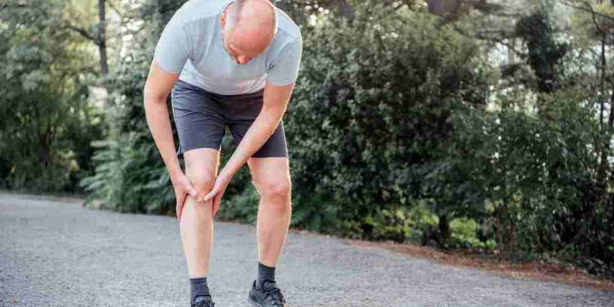 How Knee Arthritis Pain Specialists Can Help You Move Freely