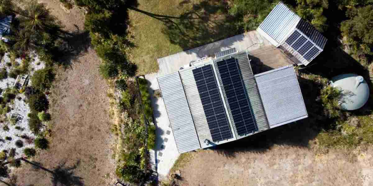 7 Must-Know Tips Before Buying an Off-Grid Solar Kit in 2025