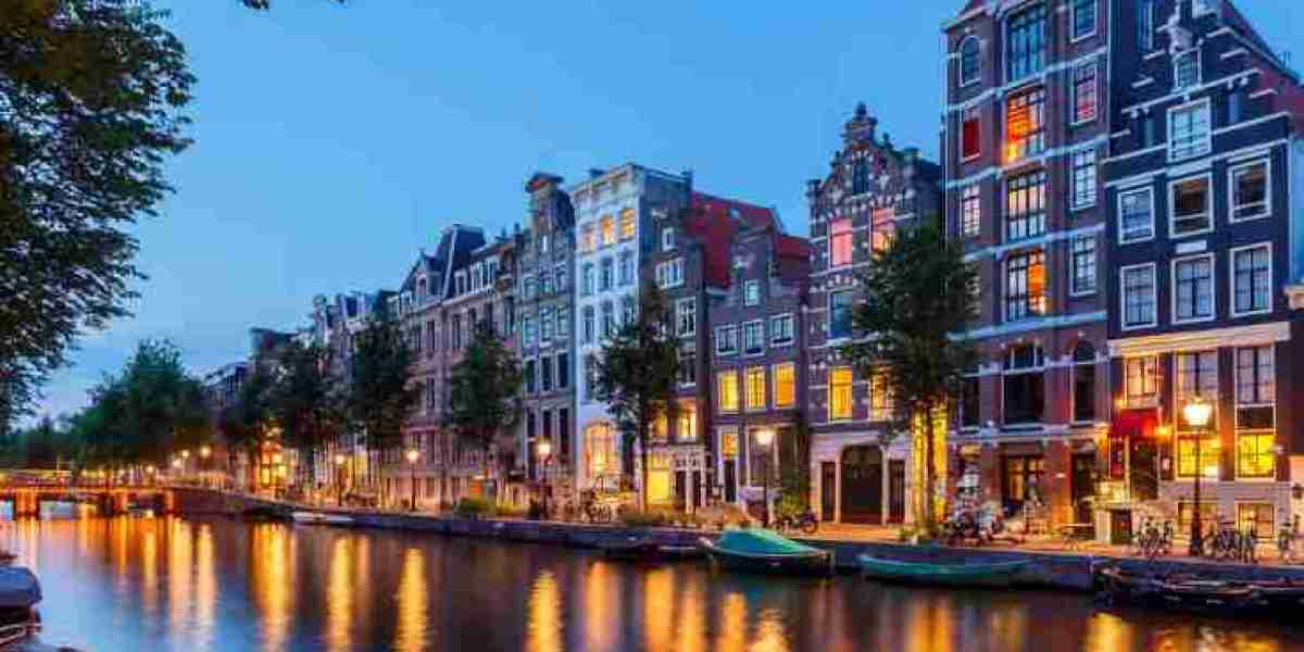 Top Recommended Places to Visit in Amsterdam