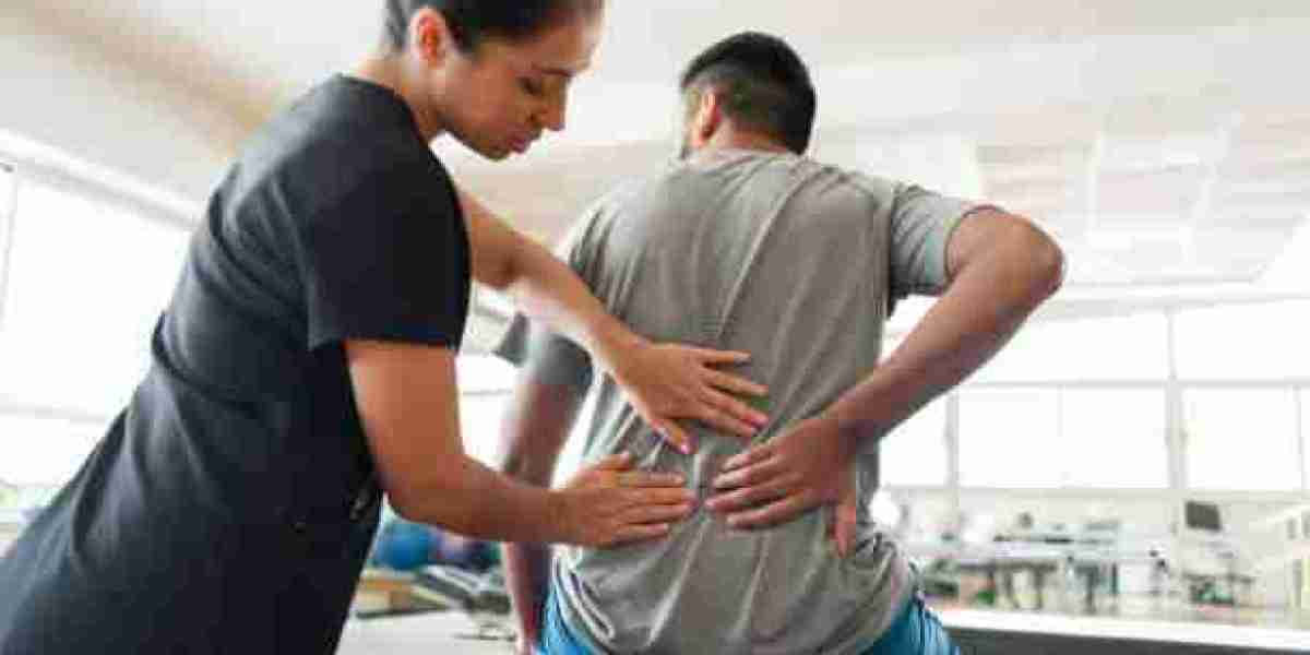 Effective Back Pain Treatment in Riyadh – Top Tips