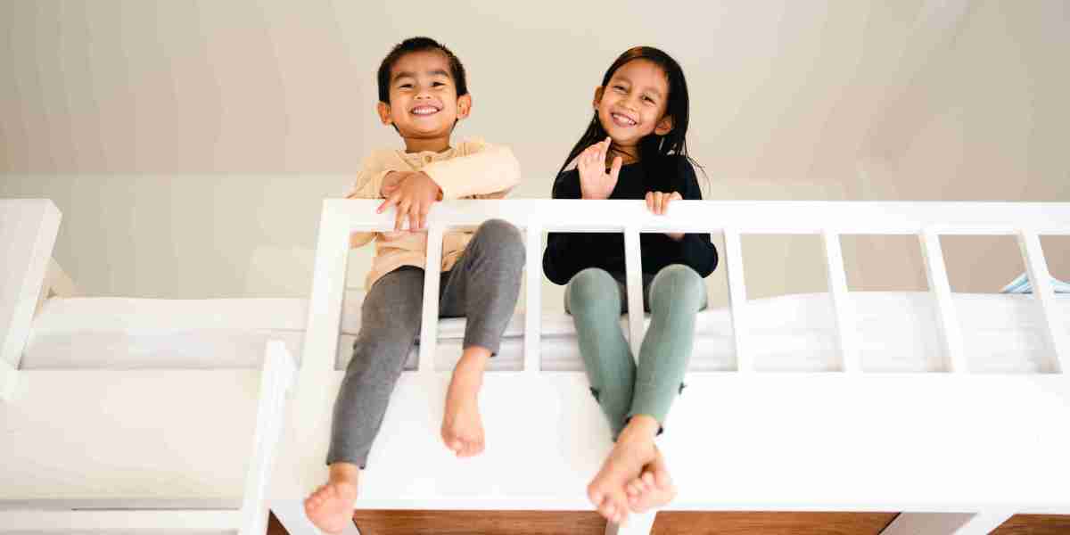 You'll Never Guess This Space Saving Triple Bunk Bed's Tricks