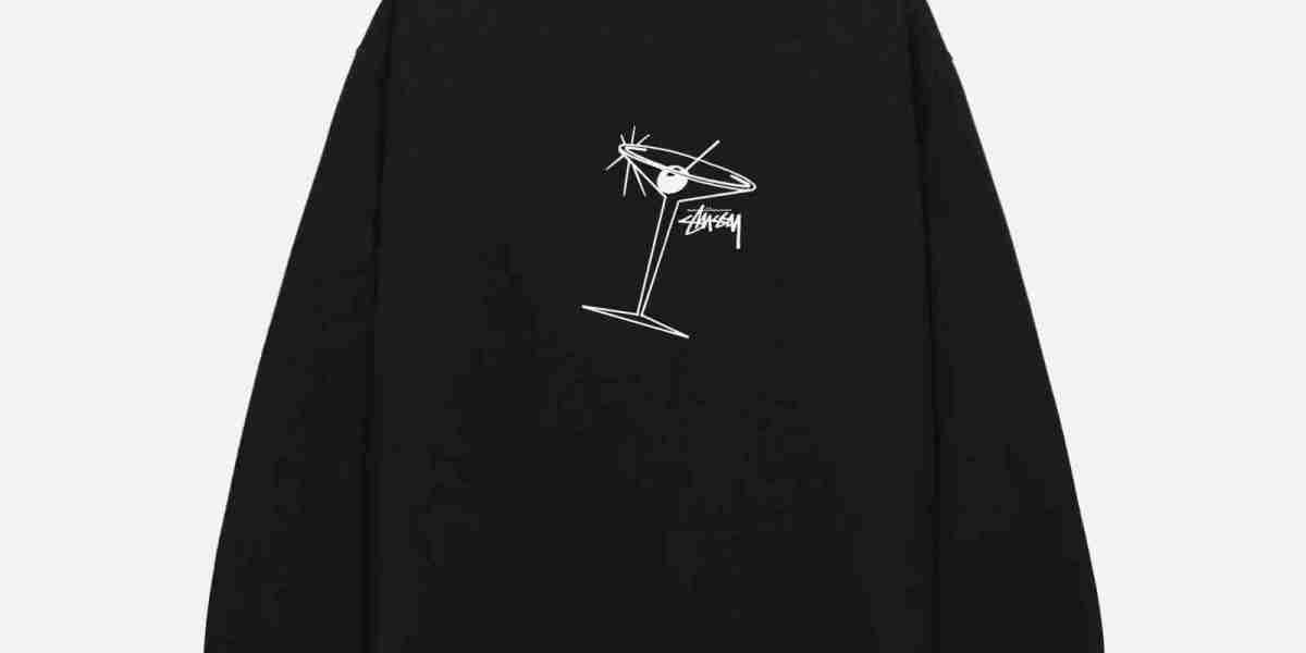 The Timeless Appeal of Stussy: Jackets, Hoodies, and the Honolulu Vibe
