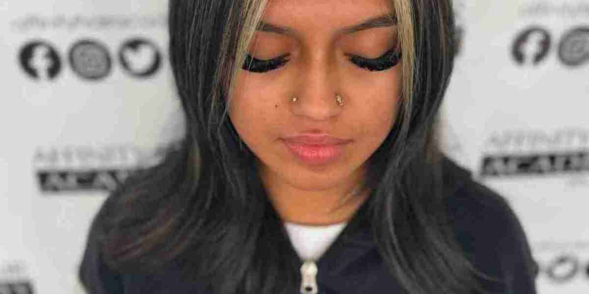Natural Ways to Maintain Blonde Color Between Appointments