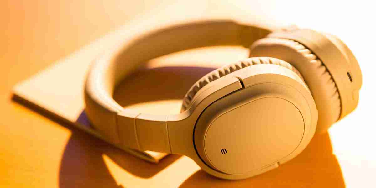 What Is Online Headphone Store And How To Use It?