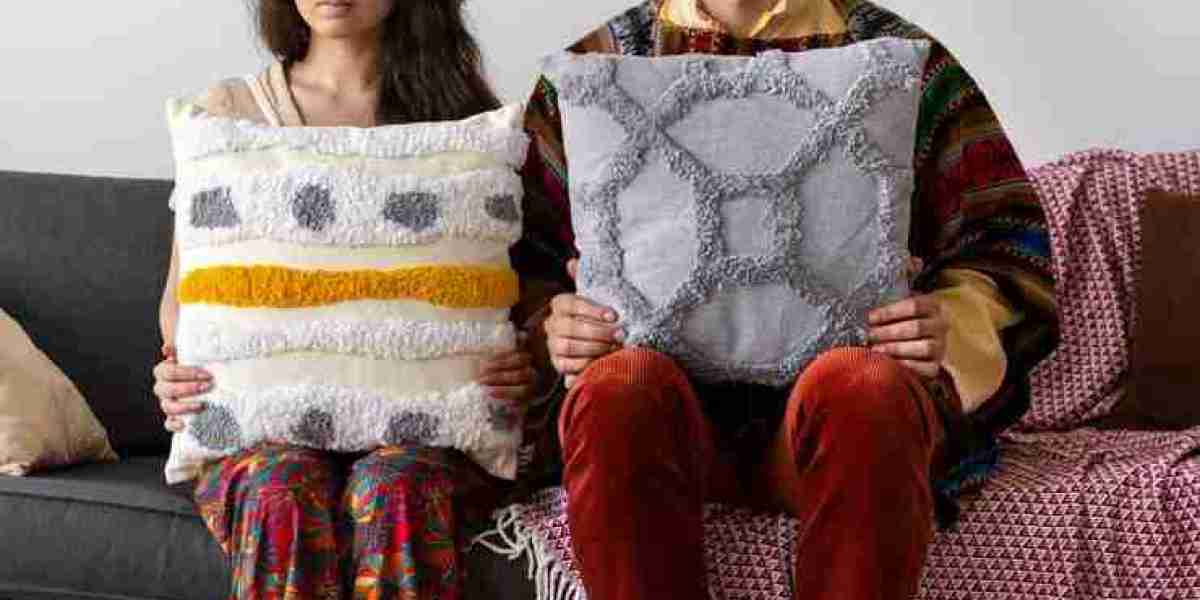 Explore Beautiful Rugs Online: Modern, Traditional & Custom Designs