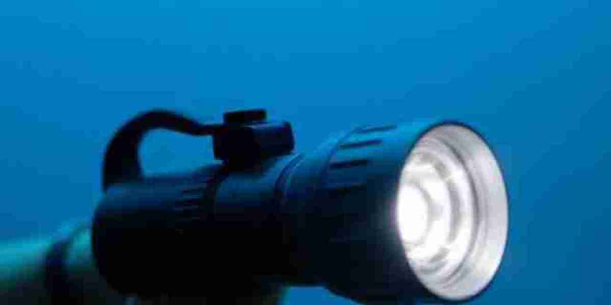 Diving Flashlight: A Complete and Simple Guide