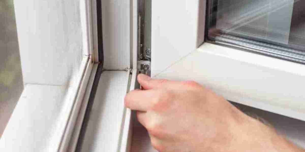 What's The Job Market For Licensed Glass Repair Professionals?