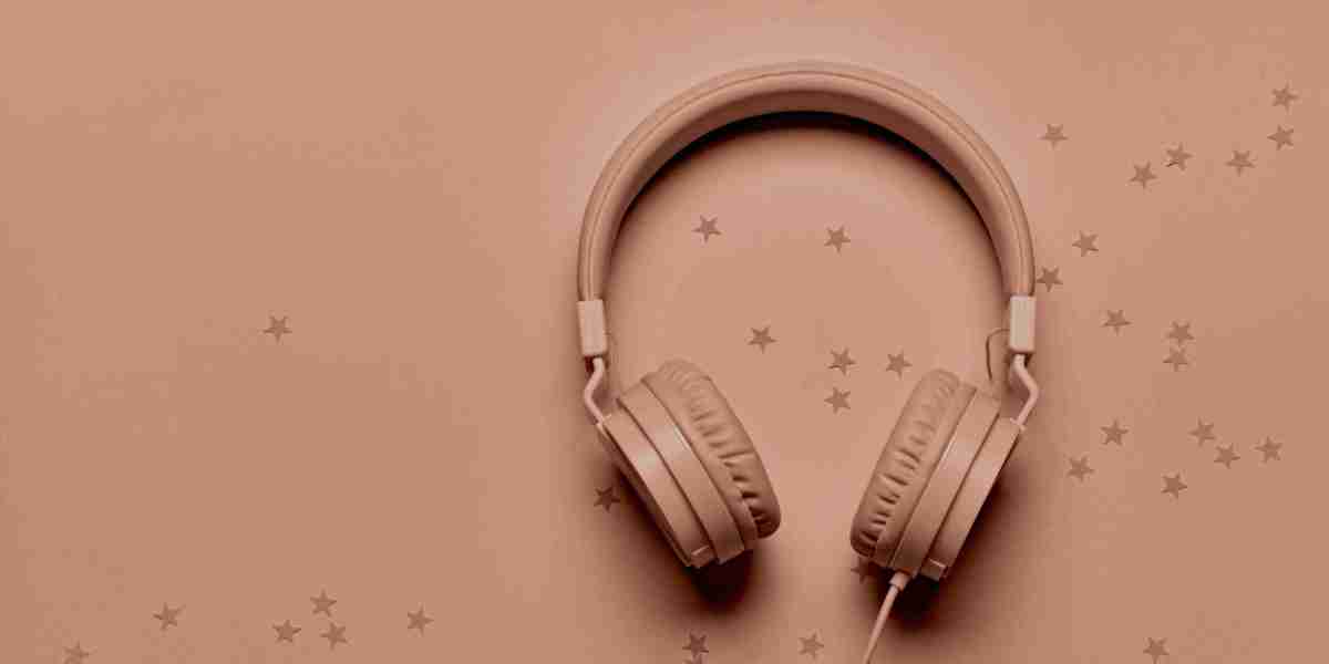 See What UK Headphones Tricks The Celebs Are Using